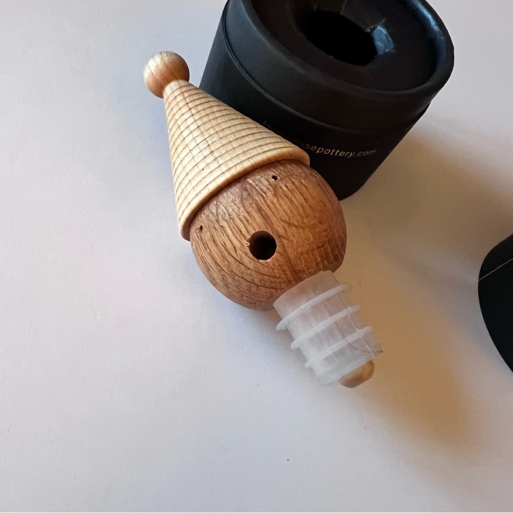 FARMHOUSE POTTERY WOODEN WINE STOPPER WILHELM NWT